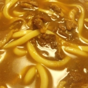 レトルトカレーで5分以内！カレーうどん